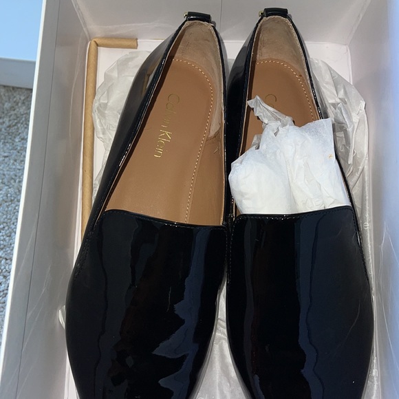 Calvin Klein Elin Patent shoes 6.5 in size - Picture 7 of 7